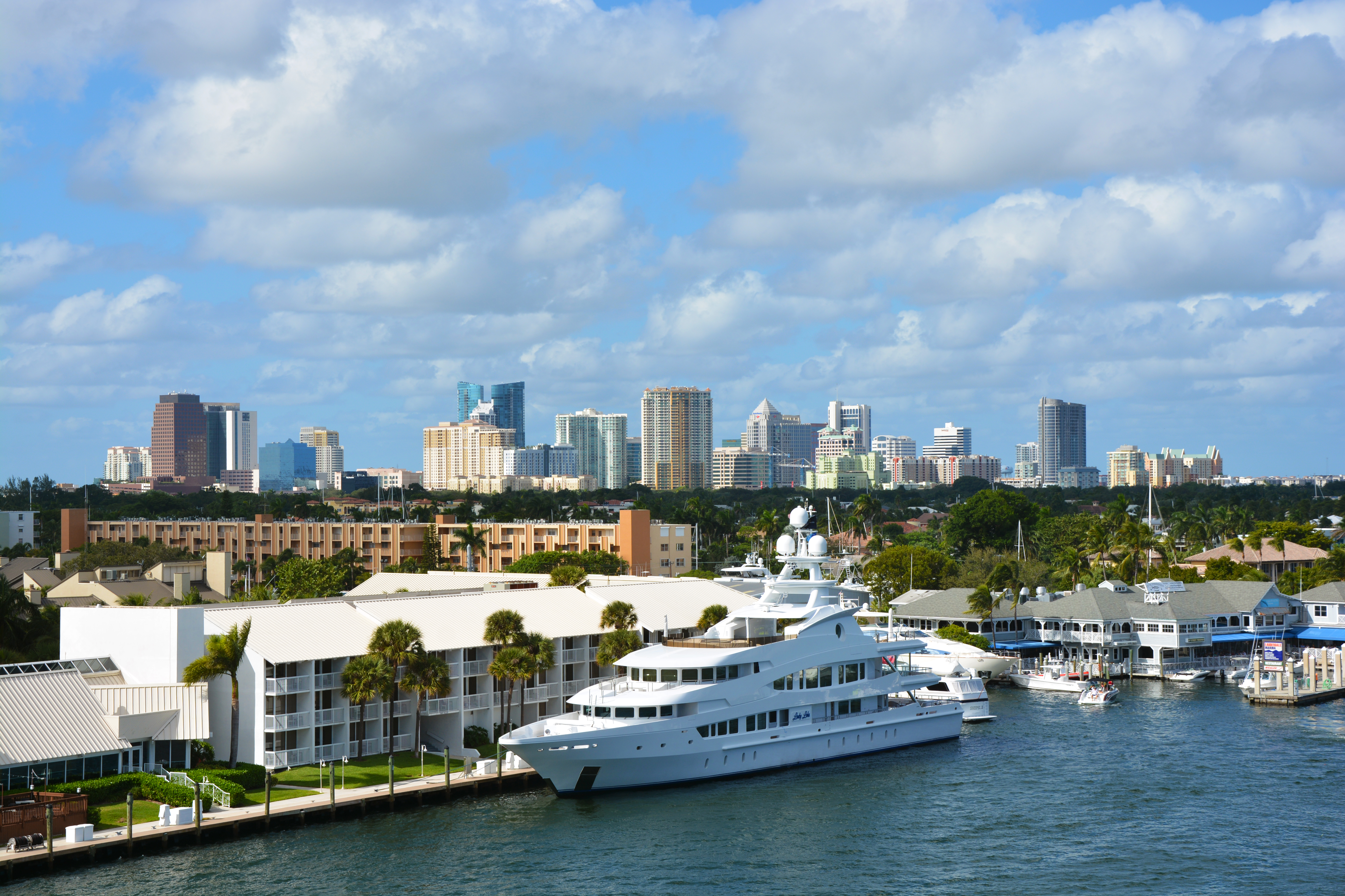 Out-of-home advertising in Fort Lauderdale